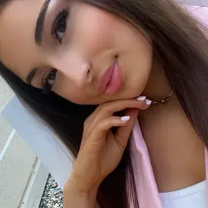 Nounou attentionnée et fiable pour veiller sur vos enfants 