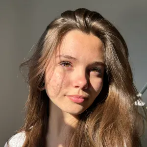 Babysiter e Cuidadora de animais domesticos