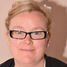 Baby-sitter avec de l'expérience sur Chartres