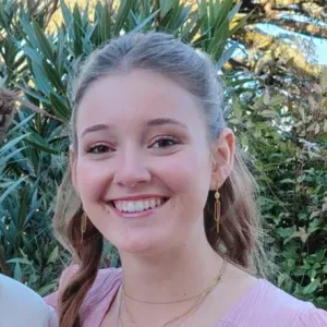 Baby-sitter à L'isle Jourdain 