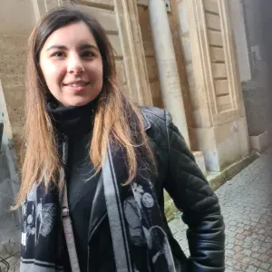 Baby-sitter disponible pour la rentre scolaire 