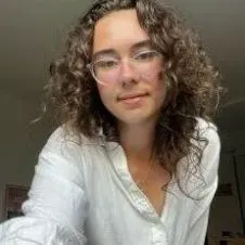 Je suis disponible pour garder vos animaux