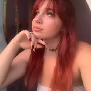 Femme de ménage, située sur Menton