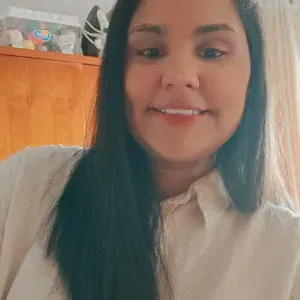 Babysitter com experiencia procura extra. 