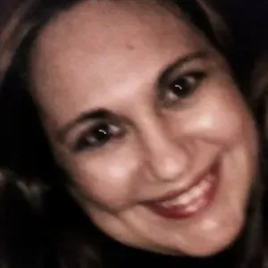 Cuidcuidador de idosos em Évora 