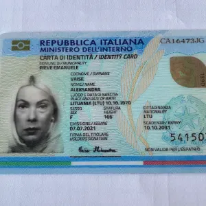 Mi chiamo Aleksandra Vaise, sono referenziata 