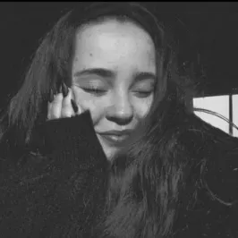 Experienced babysitter in town