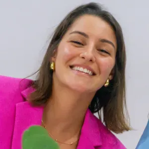 Babysitter/ Limpezas domésticas/ Petsitter/ Enfermagem