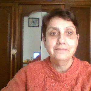 Employée de maison  dame de compagnie