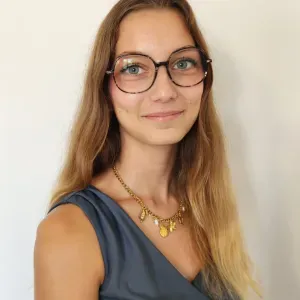 baby-sitter expérimentée à la réunion :)