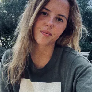 Baby-sitter disponible- sérieuse & attentionnée 