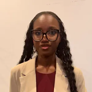 Baby-sitter sérieuse et expérimentée 