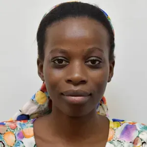 Baby-sitter expérimentée à guyancourt 