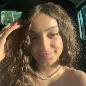 Babysitter disponibile nel weekend!