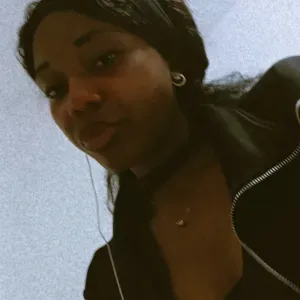 Babysistter com experiência em Portugal/Guarda-Seia!