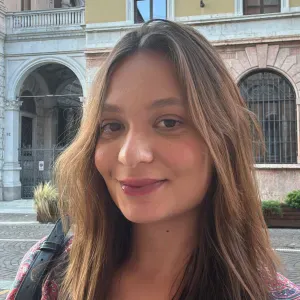 una babysitter cercando lavoro in mantova! 