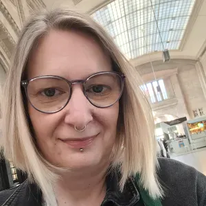 Zuverlässige Babysitterin mit Herz sucht nette Familie