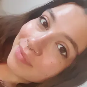 Baby-sitter et dog-sitter sérieuse et fiable