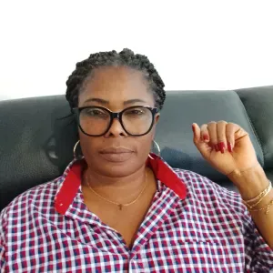 Baby-sitter expérimentée pres de Paris