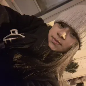 nounou avec une expérience chez les enfants et les bébés