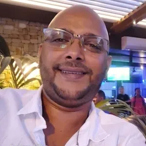 Homme polyvalent intérieure extérieur bricolage 