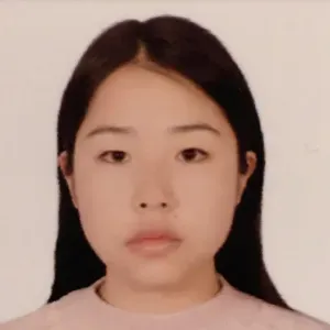 Housekeeper in Lisbon looking job