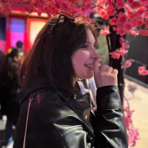 Baby-sitter fiable, créative et à l'écoute