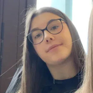 Baby-sitter qui adore jouer avec les enfants ! 