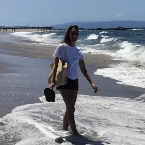 Étudiante kiné propose compagnie/promenades seniors Orgeval