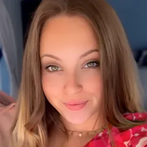 Baby-sitter expérimentée dans l'Aube 