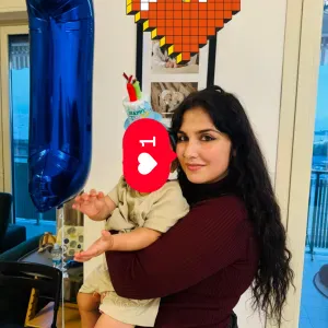 Babysitter affidabile e solare 