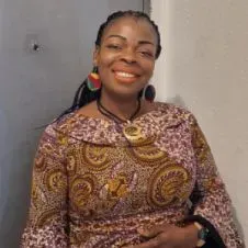 Nounou au domicile des parents