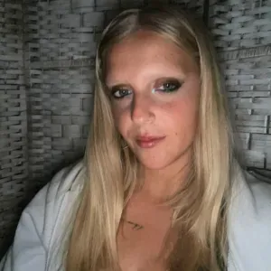 Empregada de casa, muita experiência 