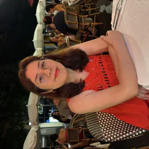 Baby-sitter expérimentée à Paris