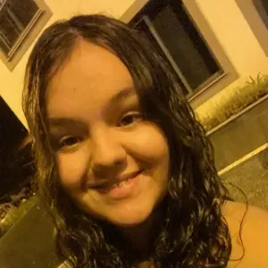 Babysitter com experiência na Calheta