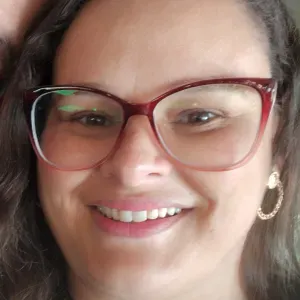 Babysitter com experiência em Rio Maior 