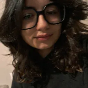 Baby-sitter avec une petite expérience à Agen 