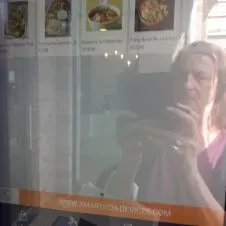 Femme de ménage disponible à Beauraing