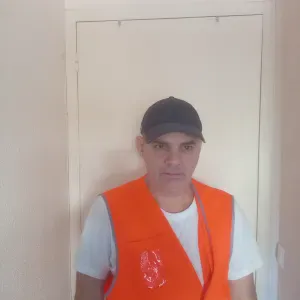 Homme de nettoyage dans le secteur bayonne anglet biarritz 