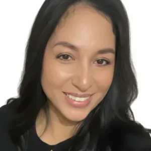 Cuidadora en Barcelona con experiencia 