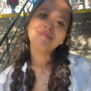 Une nounou attentionné pour vos bouts de chou . 