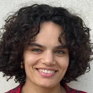 Pet sitting e passeios para cães e gatos em Almada