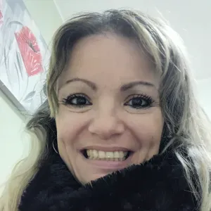 Addetta alle pulizie collaboratrice domestica