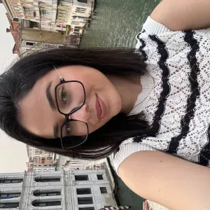 Babysitter Passionnée par la garde d'enfant