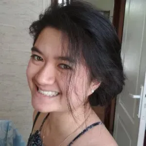 Baby-sitter (28 ans) qui cherche à garder des enfants