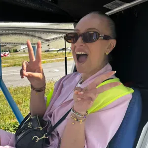 Baby-Sitter sur Hyères et c'est environ 