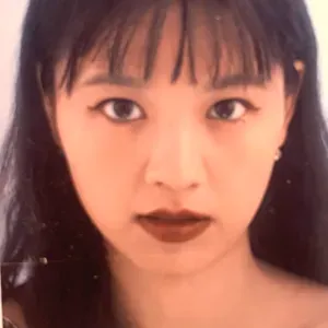 Étudiante en école d'art propose babysitting sortie d'école