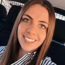 Empregada de limpeza responsável em Lousada