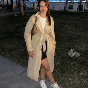 Liebevolle Babysitterin mit Erfahrung 