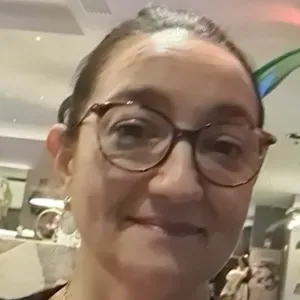 Aide à domicile, entretien, accompagnement aux aînés 